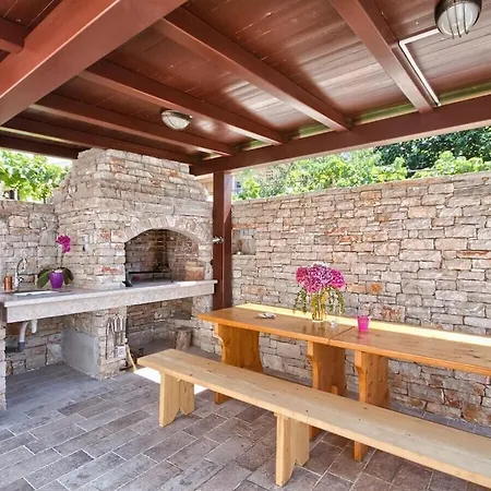 Дом отдыха Kascuni A3 *