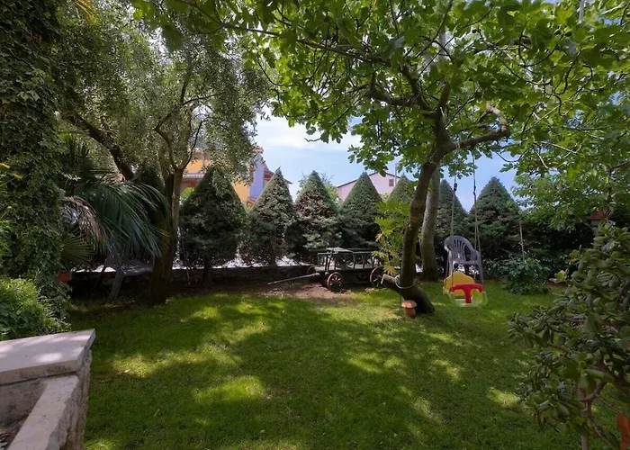 Kascuni A3 Vikendica *