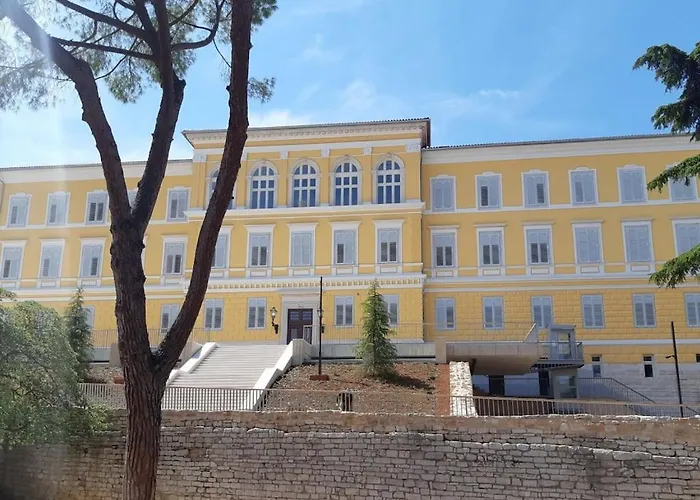 Kascuni A3 Holiday home Pula